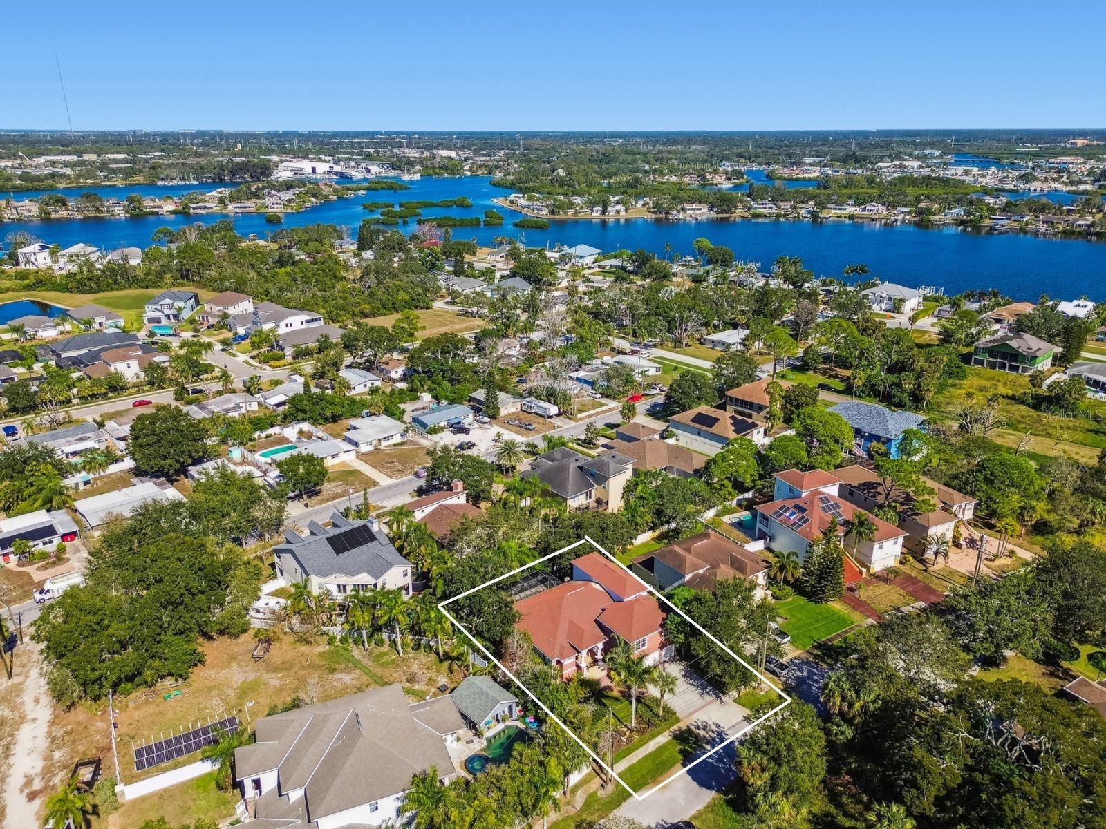 1218 CASTLE TER, TARPON SPRINGS, FL, 34689