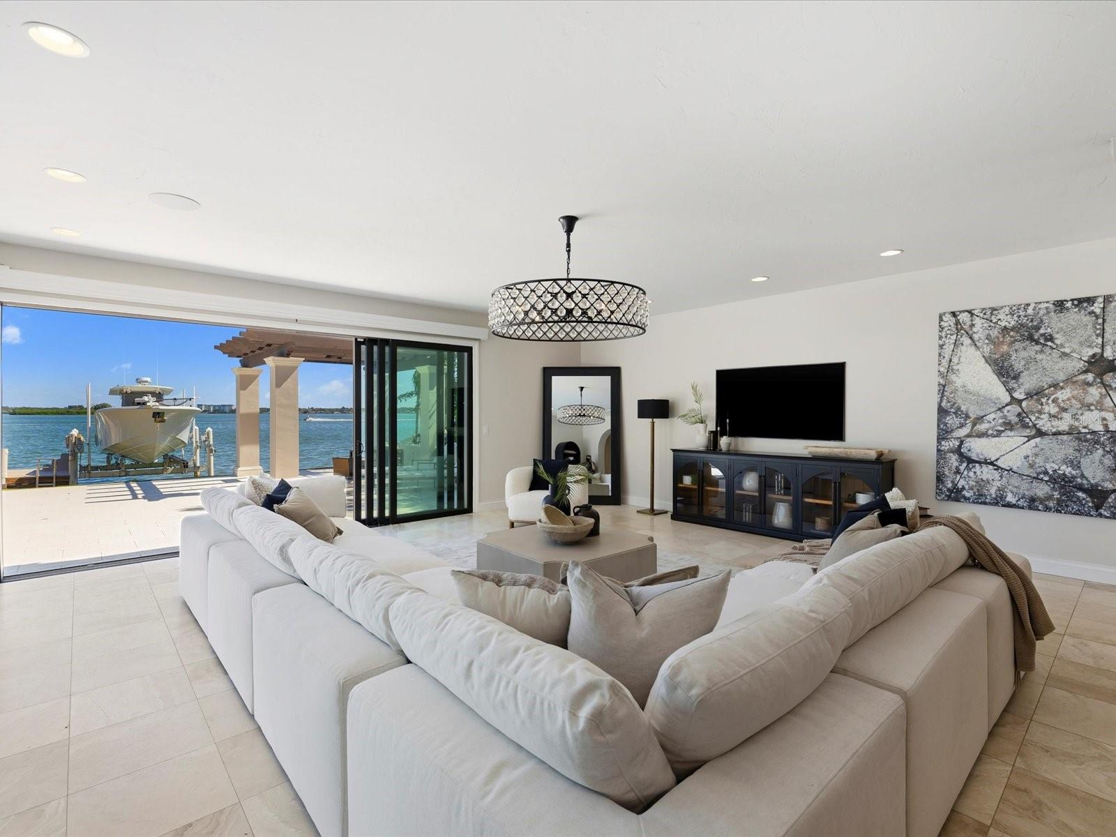 TB8445220 Property Photo