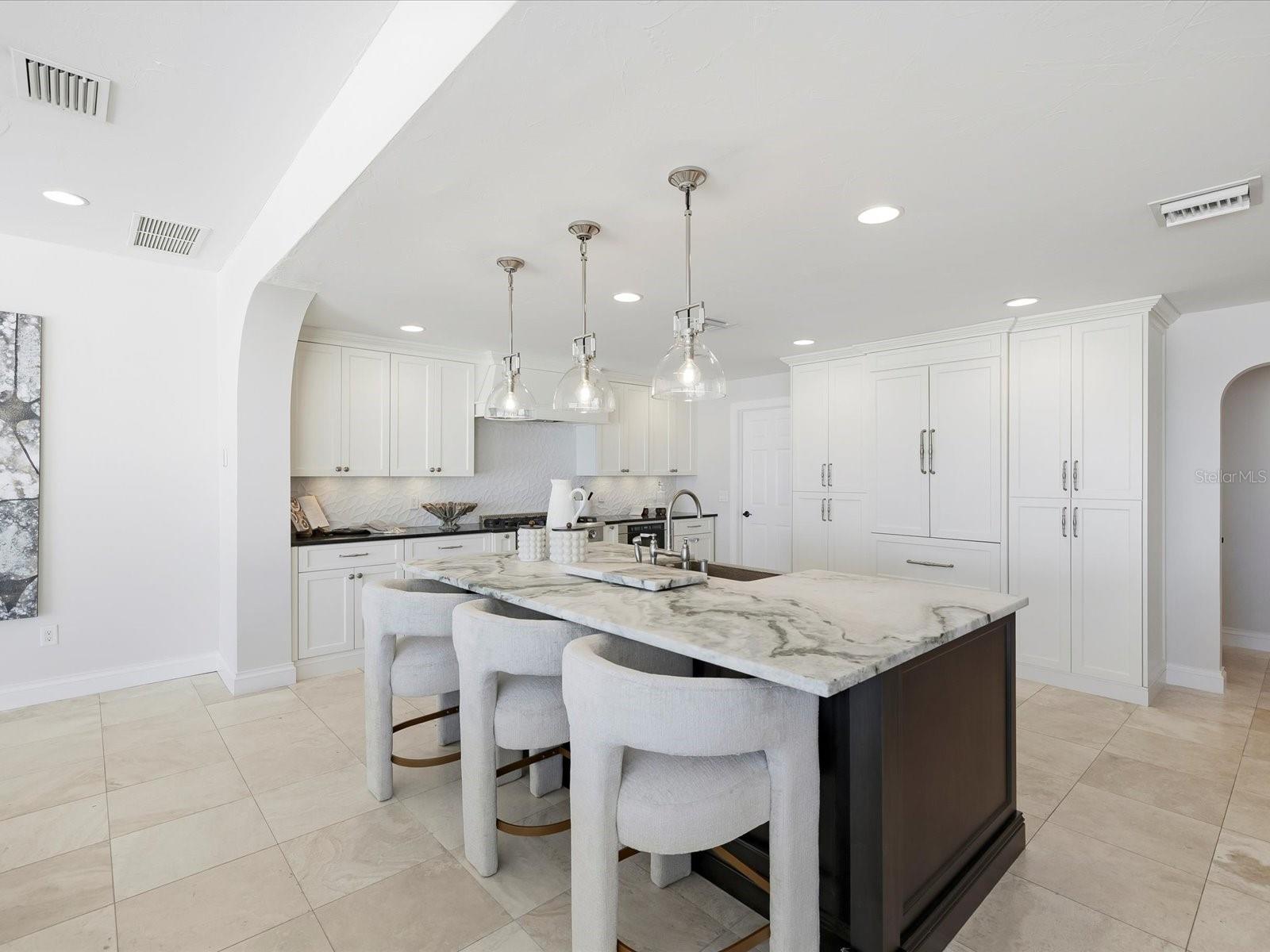 TB8445220 Property Photo