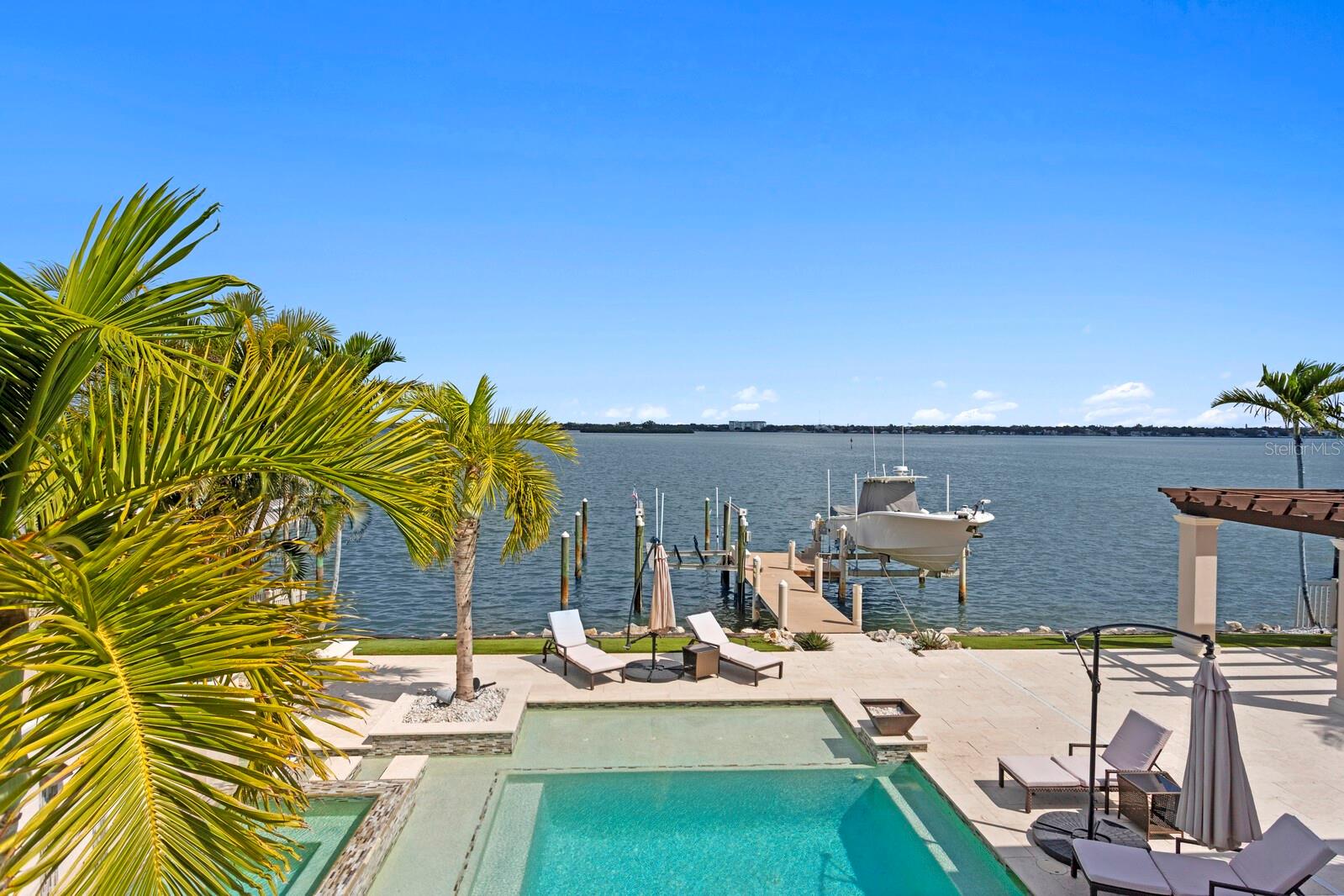 TB8445220 Property Photo