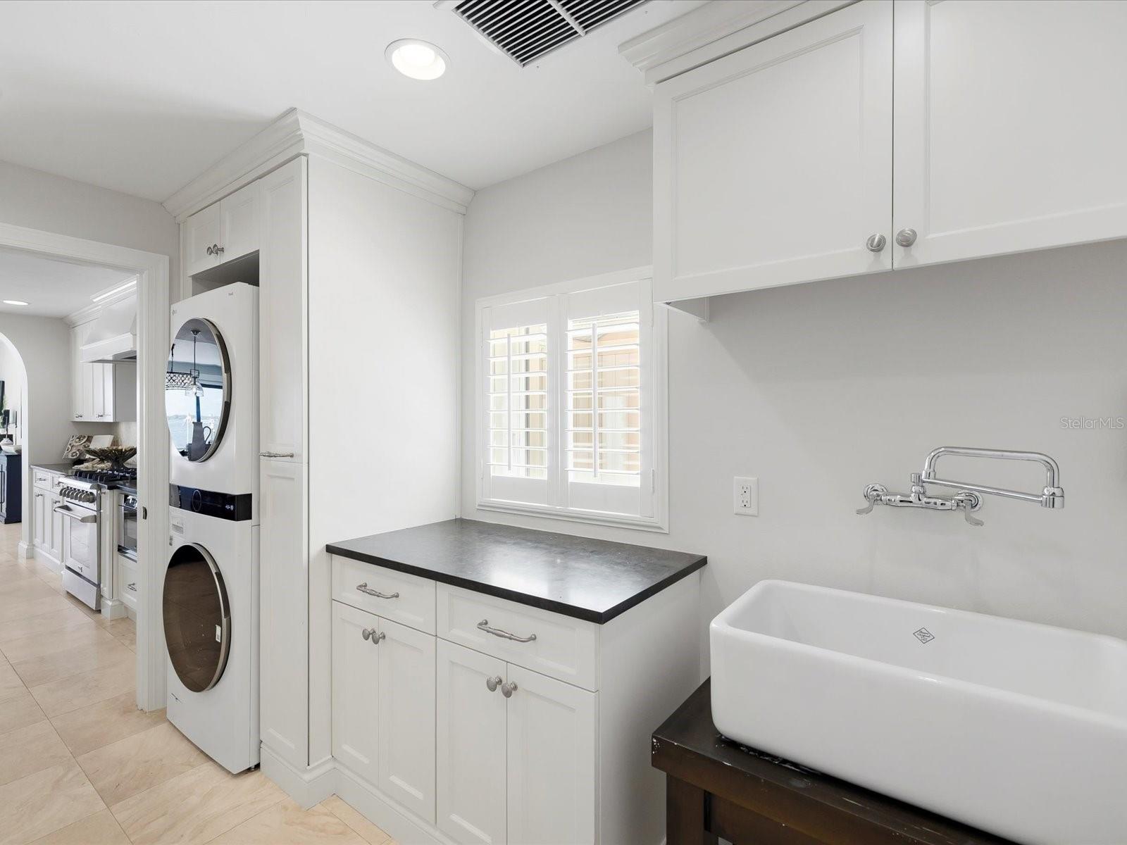 TB8445220 Property Photo