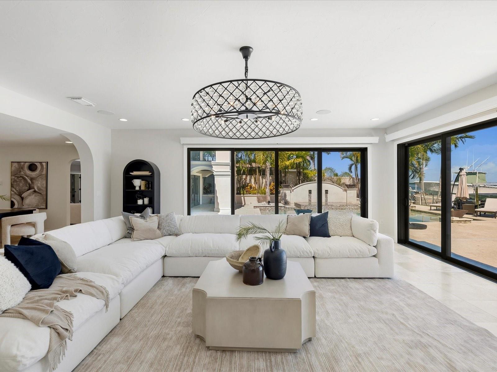 TB8445220 Property Photo