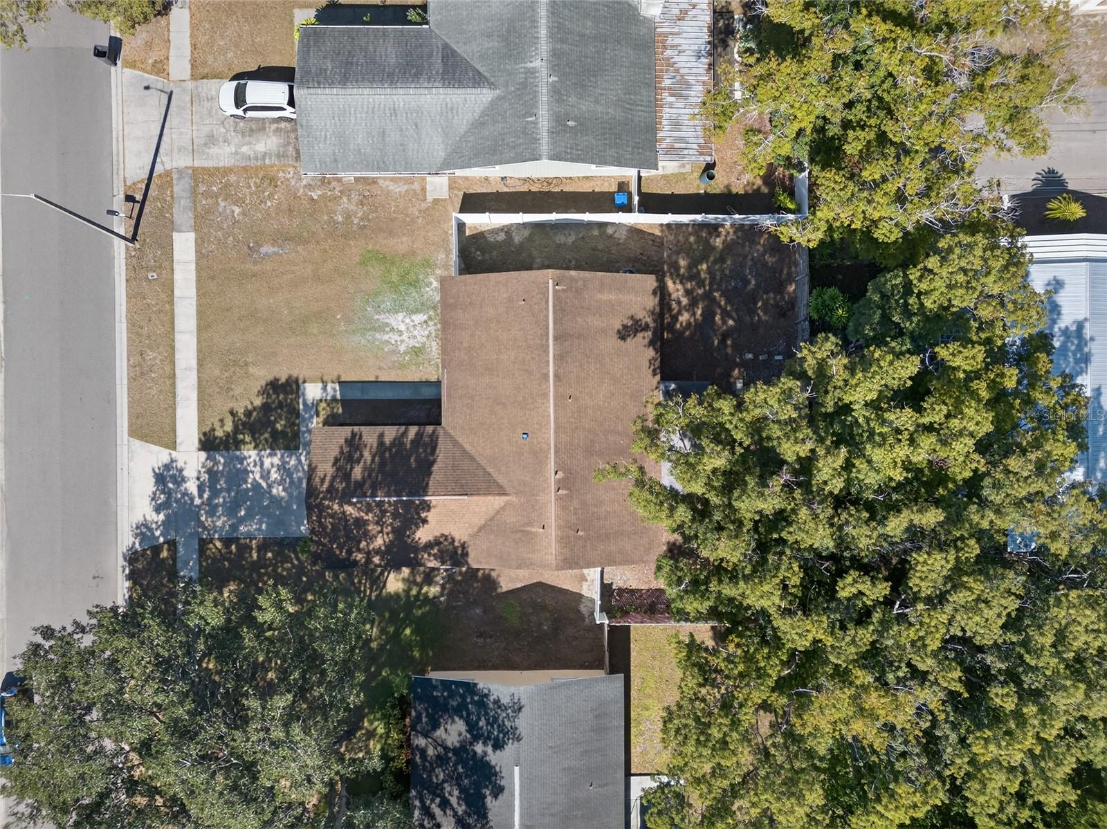 14339 DIPLOMAT DR, TAMPA, FL, 33613