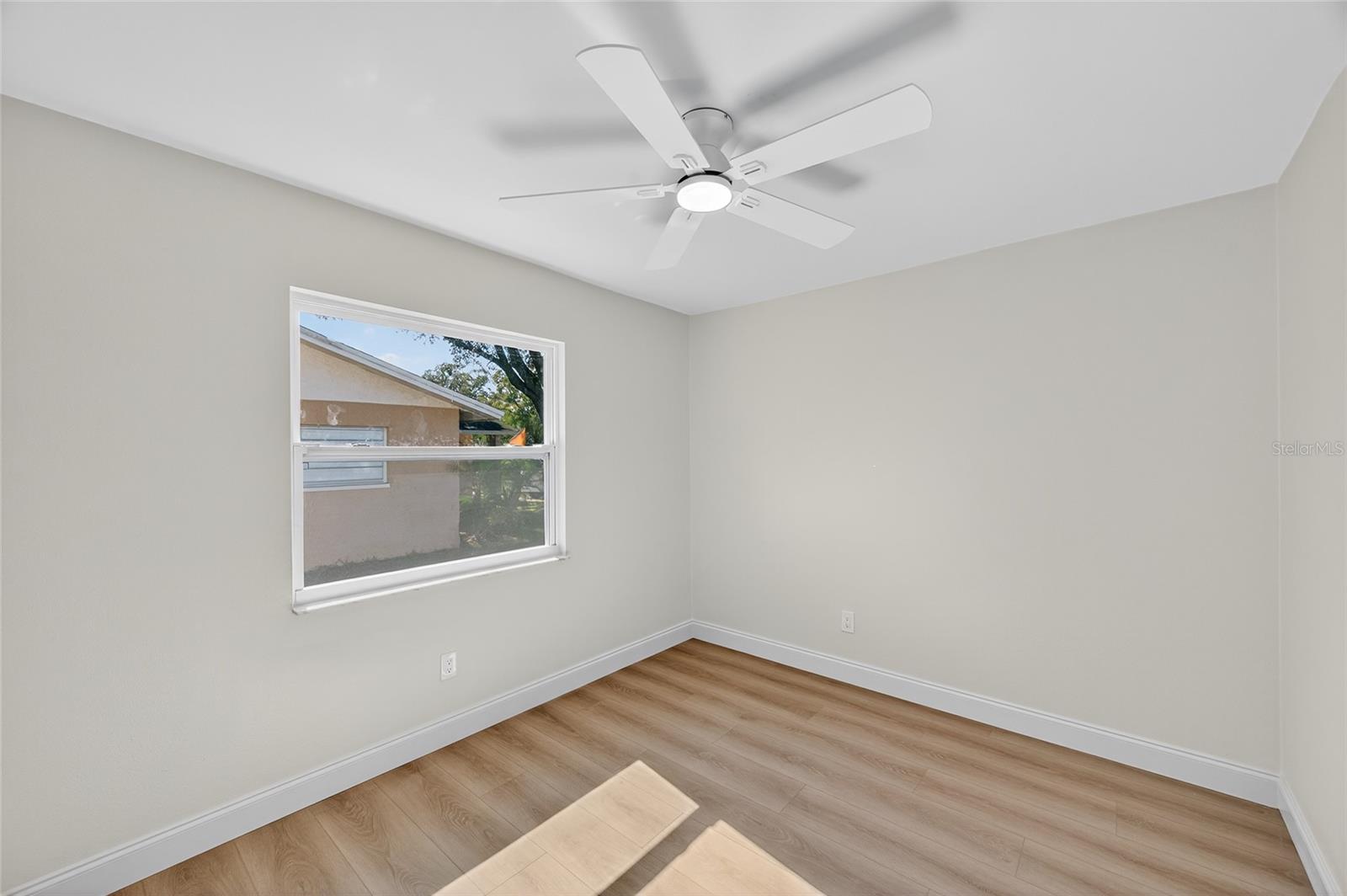 14339 DIPLOMAT DR, TAMPA, FL, 33613