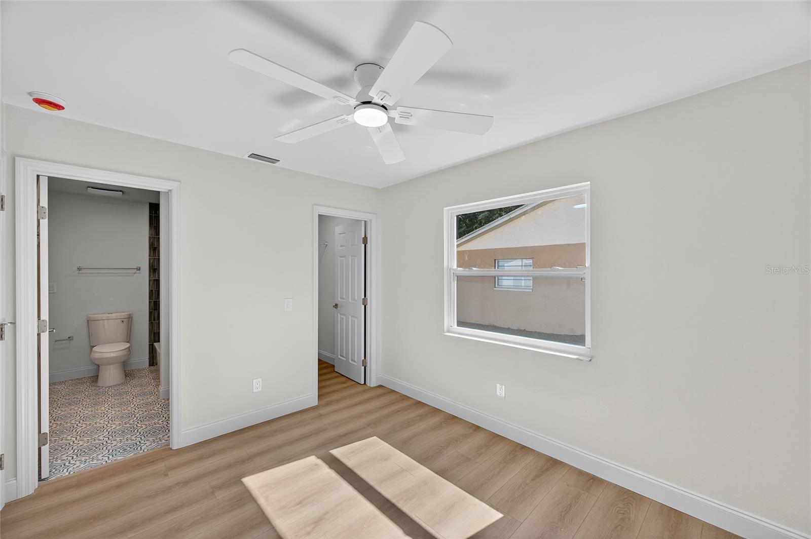 14339 DIPLOMAT DR, TAMPA, FL, 33613