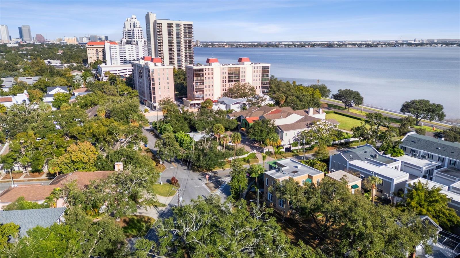 2528 W PALM DR #LOT 14, TAMPA, FL, 33629