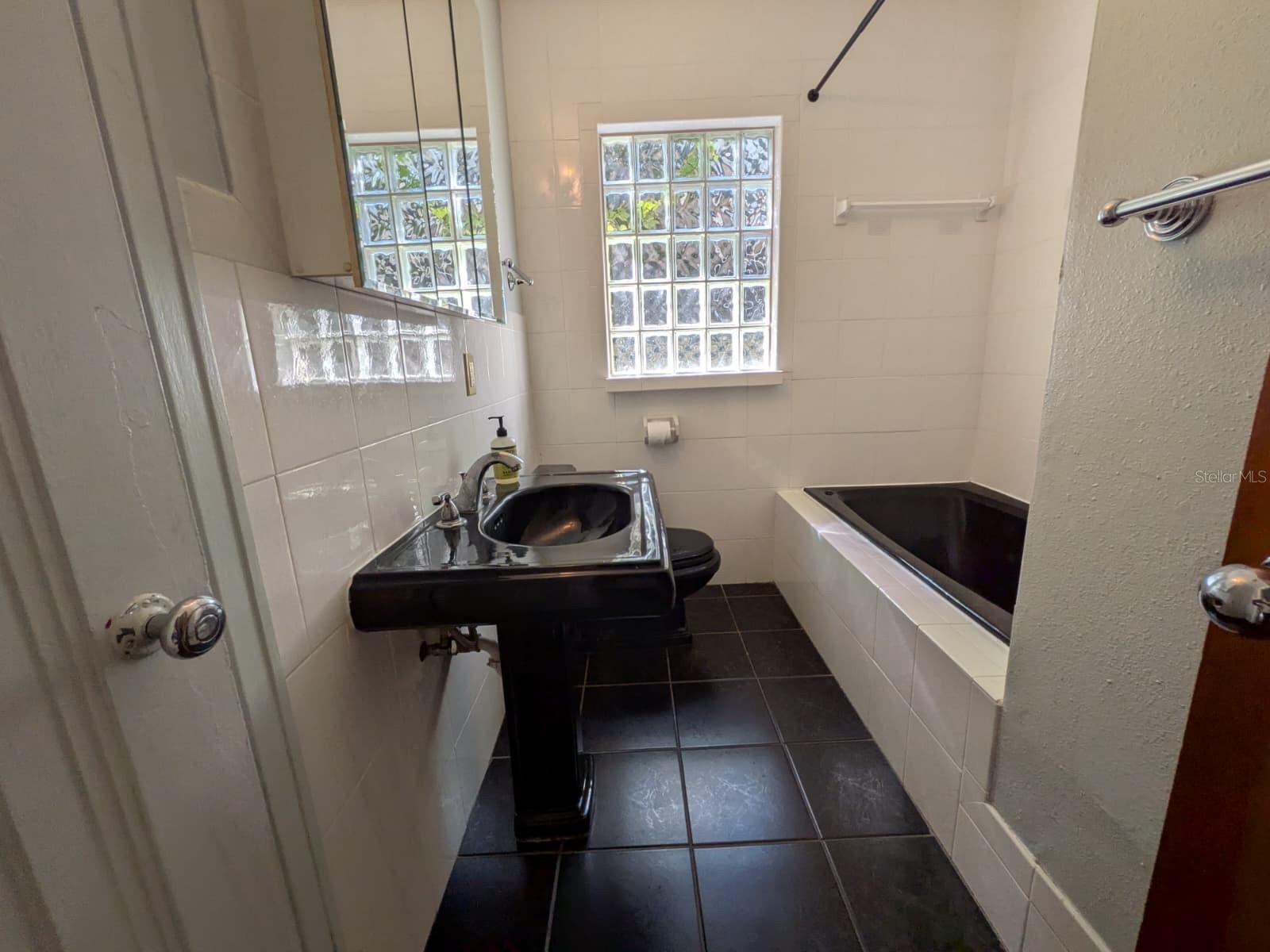 145 29TH AVE N, ST PETERSBURG, FL, 33704