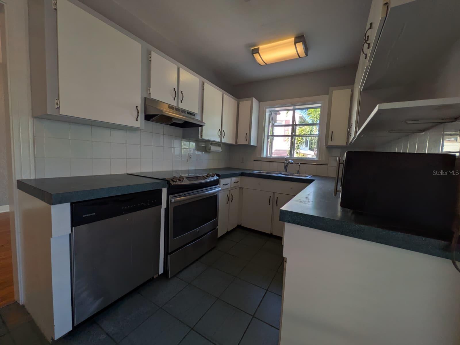 145 29TH AVE N, ST PETERSBURG, FL, 33704