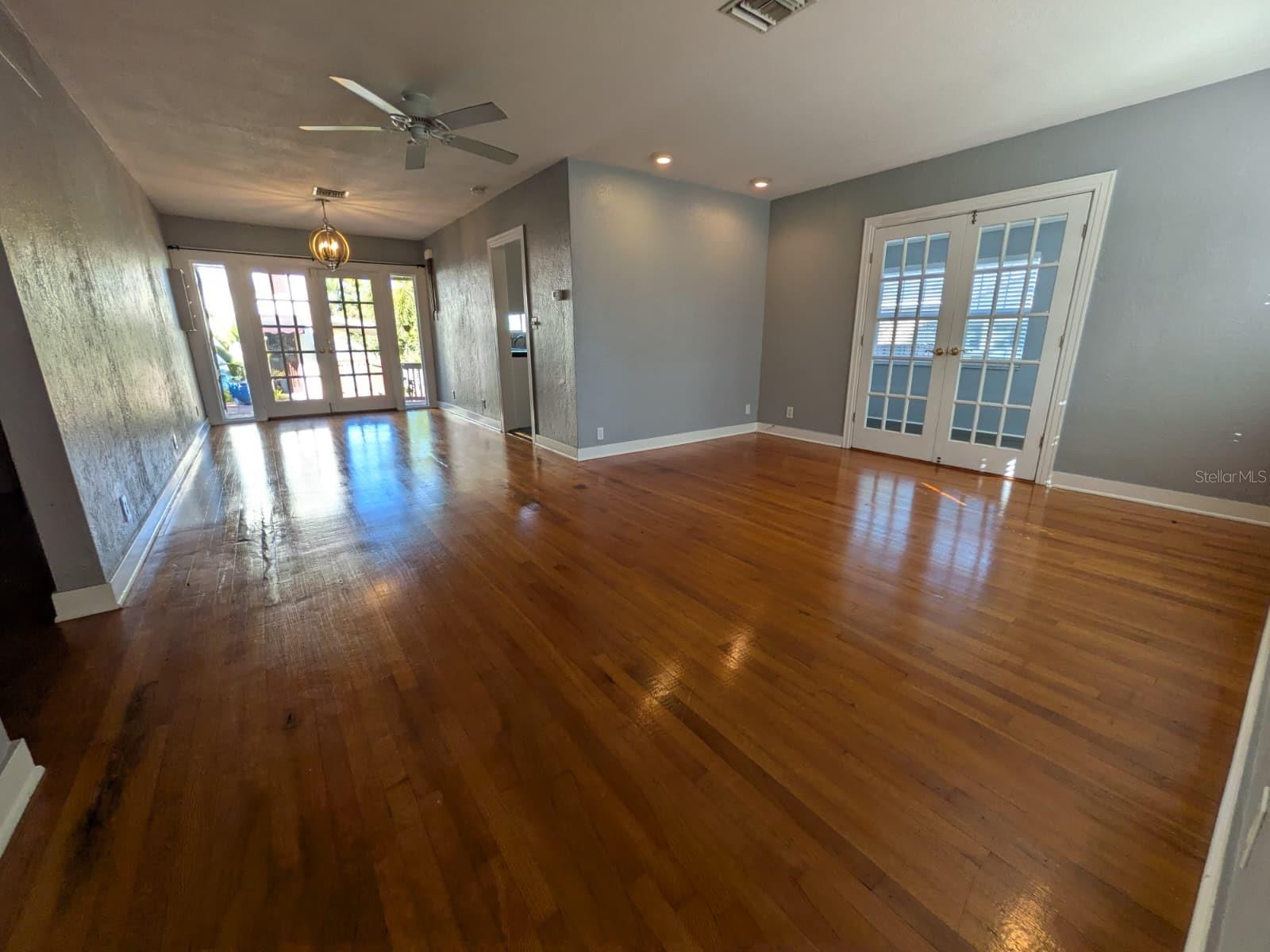 145 29TH AVE N, ST PETERSBURG, FL, 33704