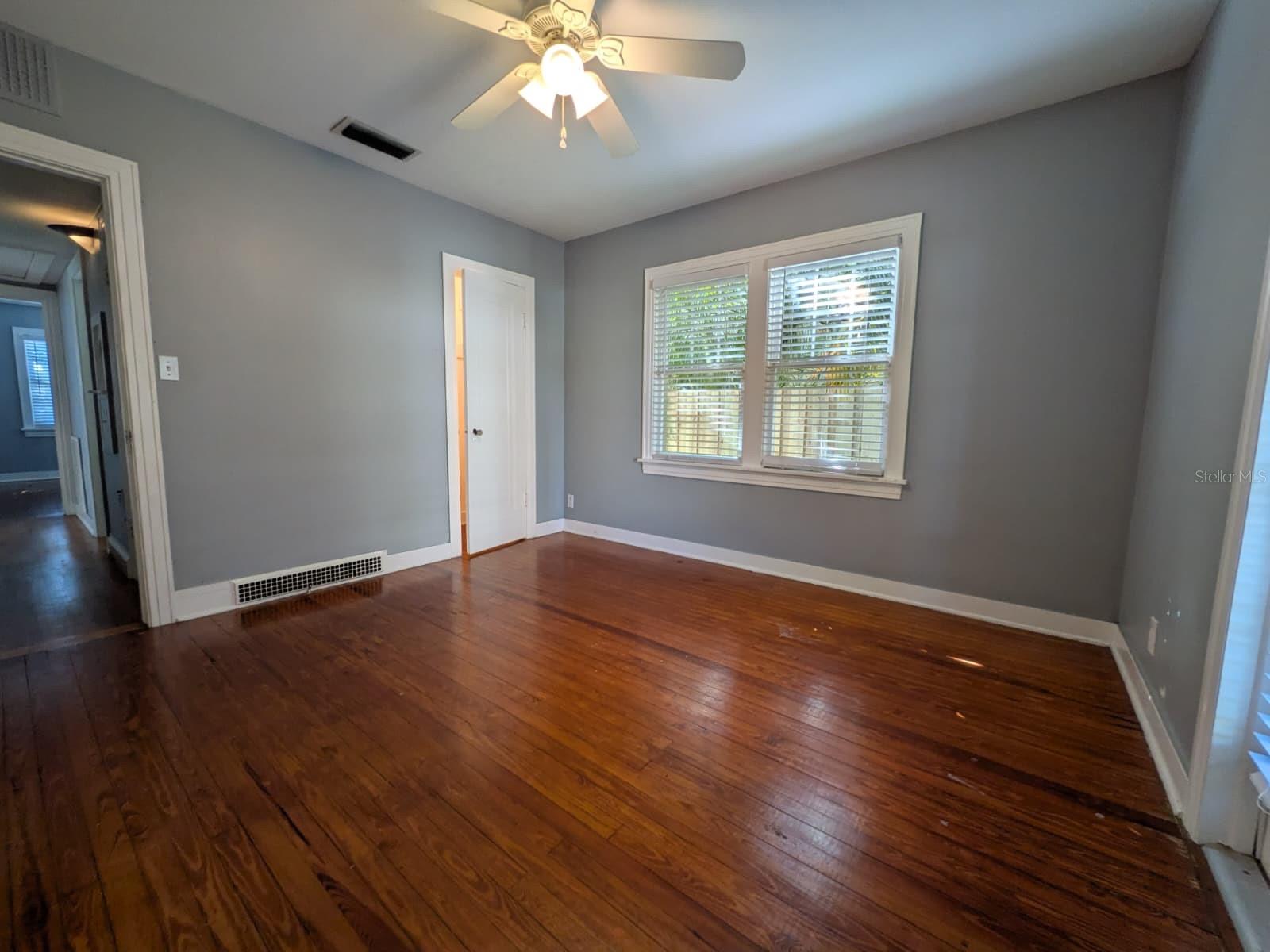 145 29TH AVE N, ST PETERSBURG, FL, 33704