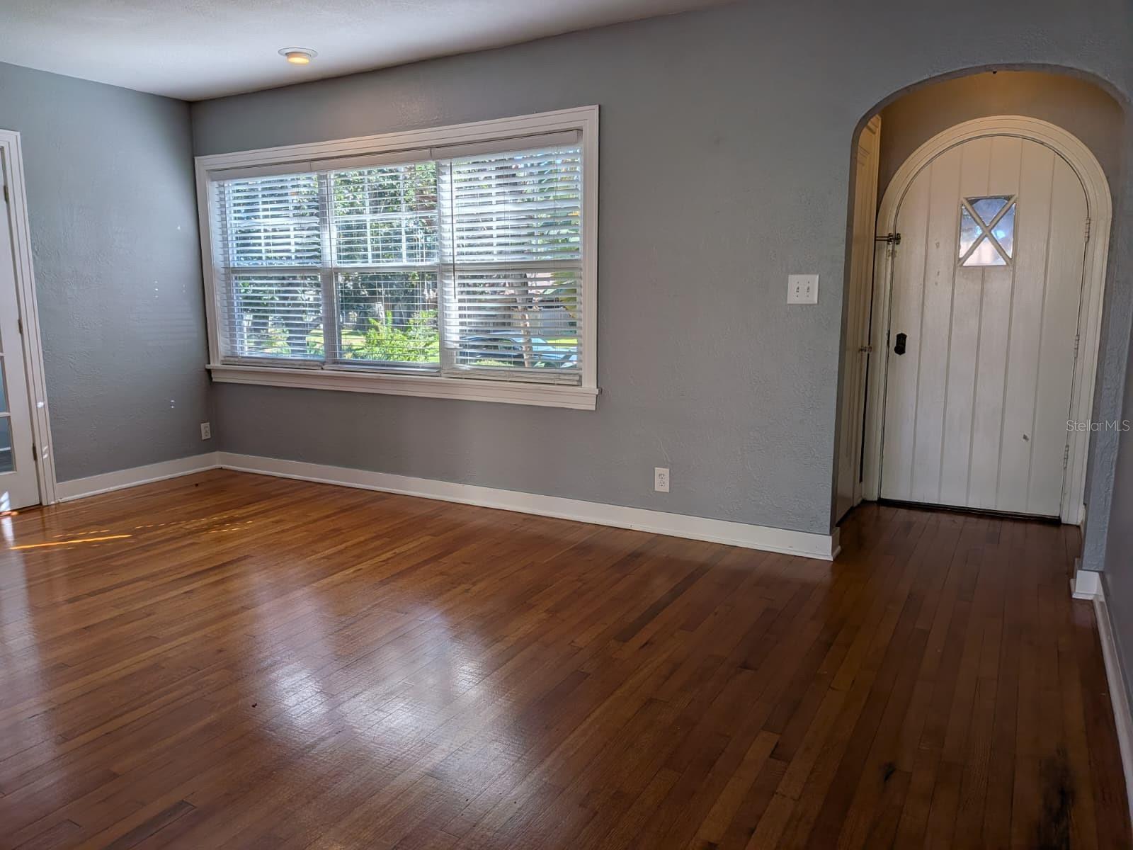 145 29TH AVE N, ST PETERSBURG, FL, 33704