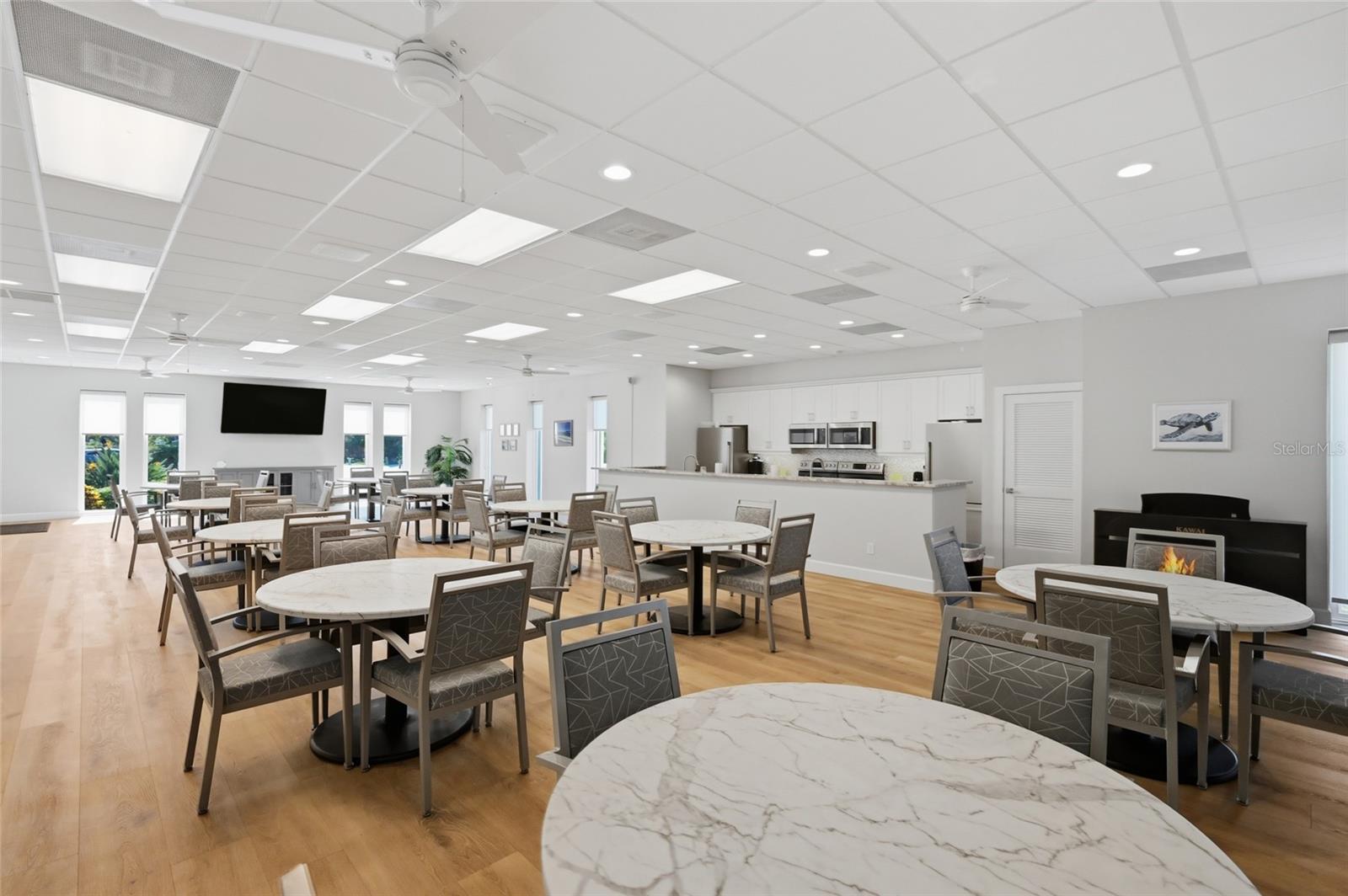 8977 MIDNIGHT PASS RD #223, SARASOTA, FL, 34242