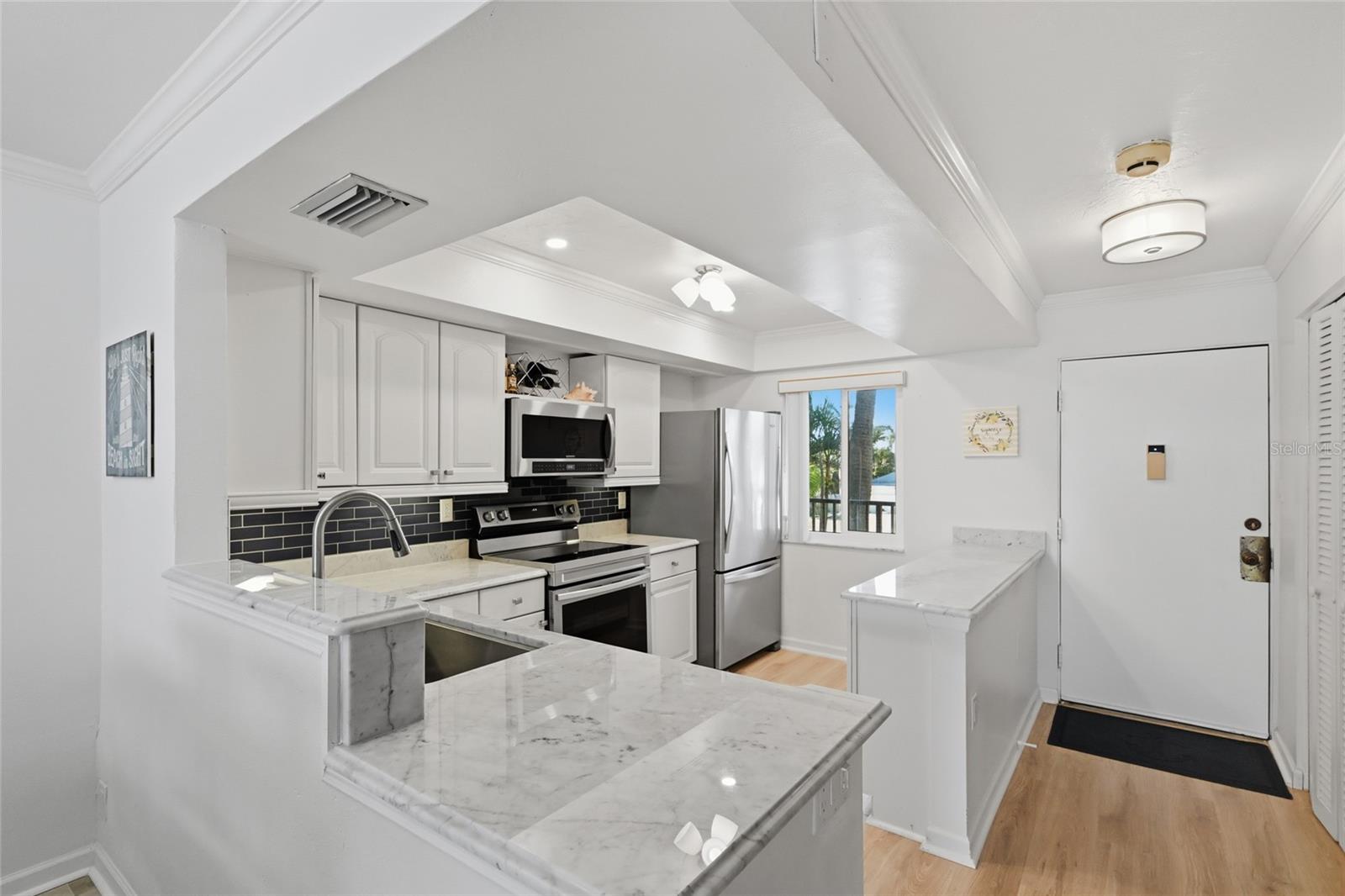 8977 MIDNIGHT PASS RD #223, SARASOTA, FL, 34242