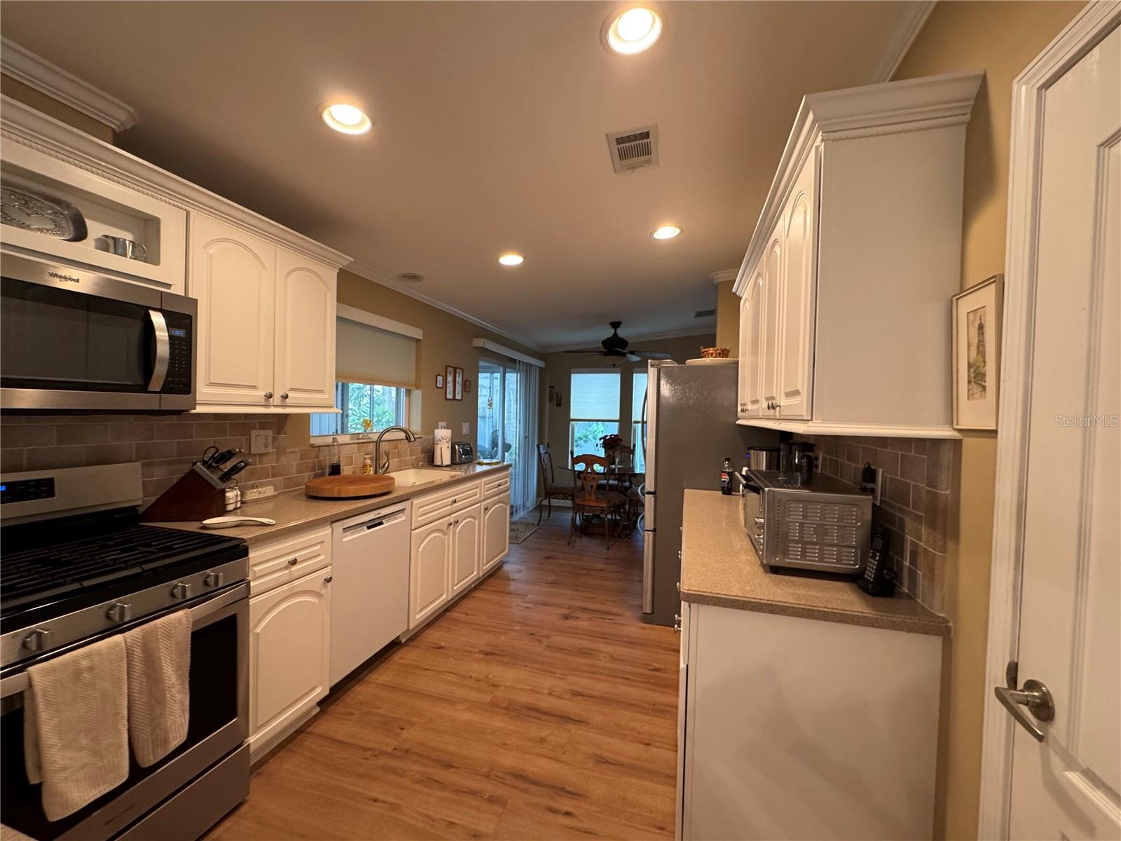 340 FAIRWAY BLVD, FROSTPROOF, FL, 33843