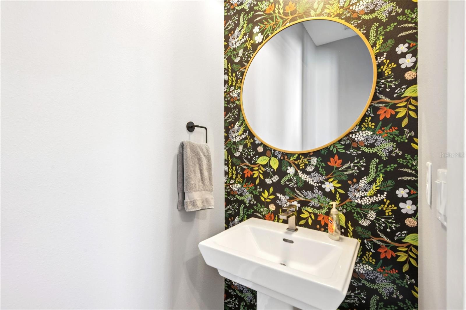 2851 W GANDY BLVD #12, TAMPA, FL, 33611