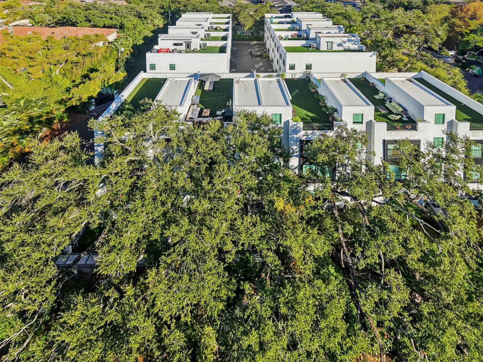 2851 W GANDY BLVD #12, TAMPA, FL, 33611