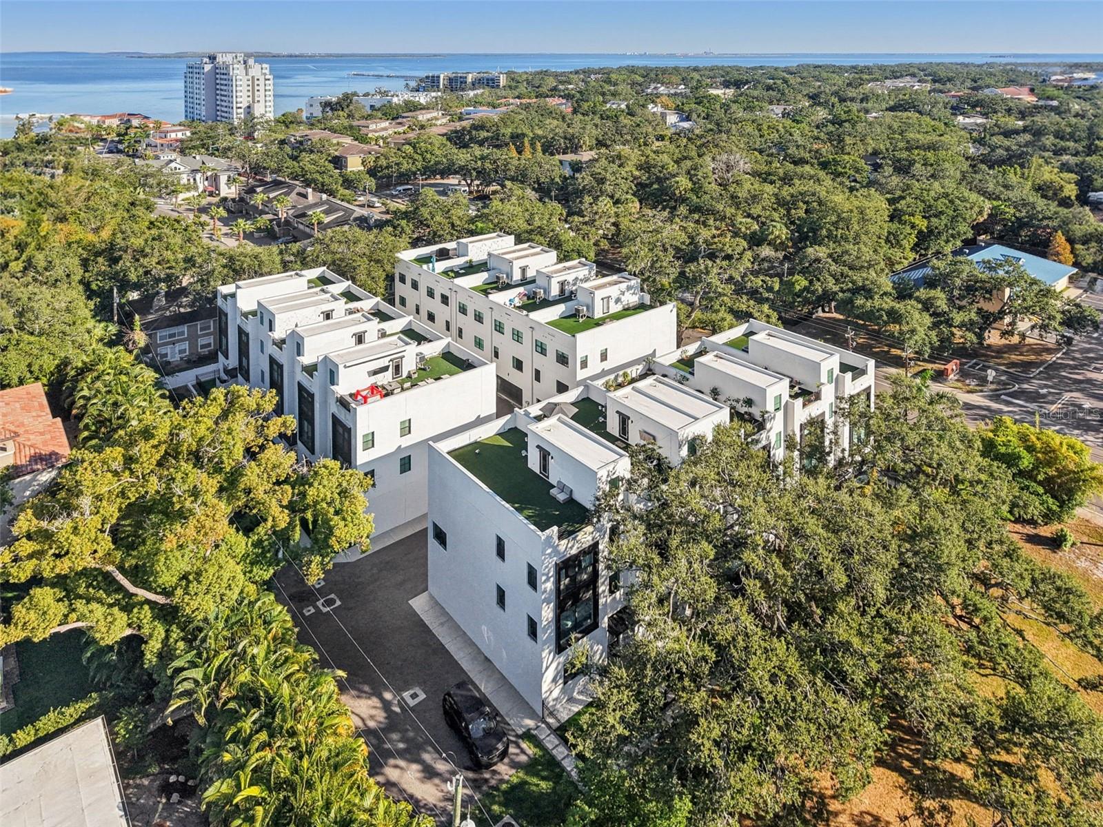 2851 W GANDY BLVD #12, TAMPA, FL, 33611