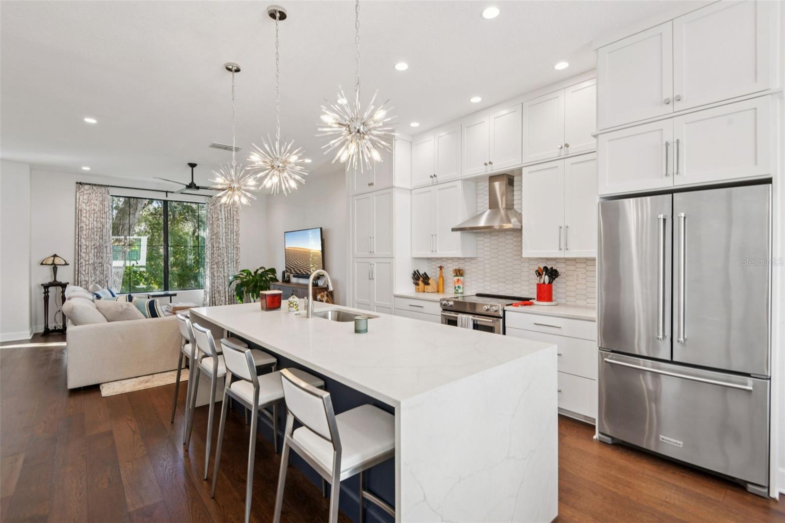 2851 W GANDY BLVD #12, TAMPA, FL, 33611