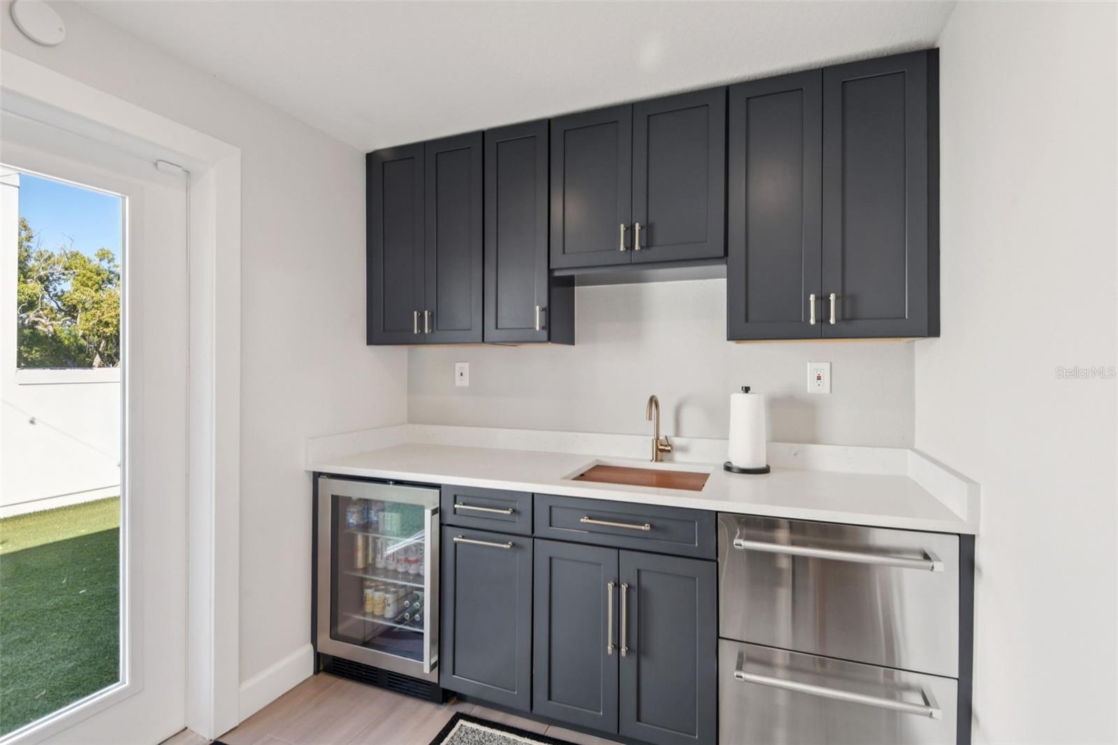 2851 W GANDY BLVD #12, TAMPA, FL, 33611