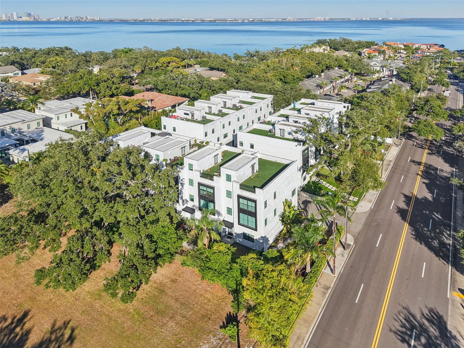 2851 W GANDY BLVD #12, TAMPA, FL, 33611