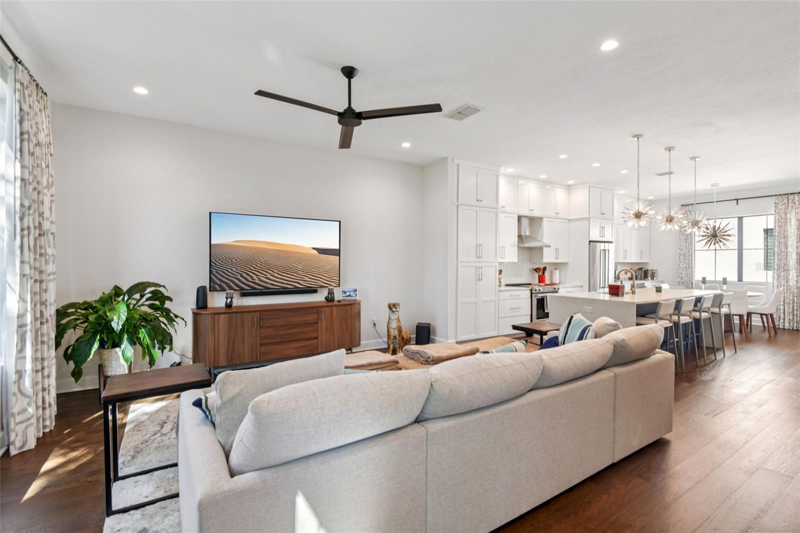 2851 W GANDY BLVD #12, TAMPA, FL, 33611