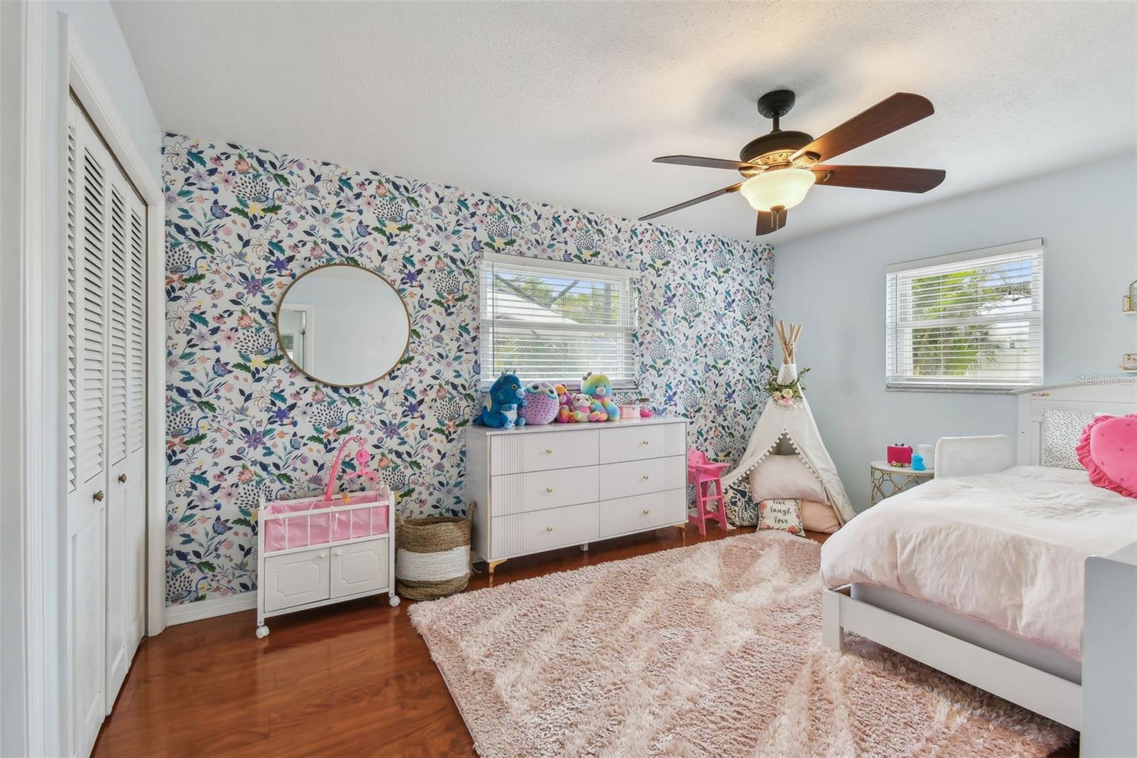 2744 68TH AVE S, ST PETERSBURG, FL, 33712