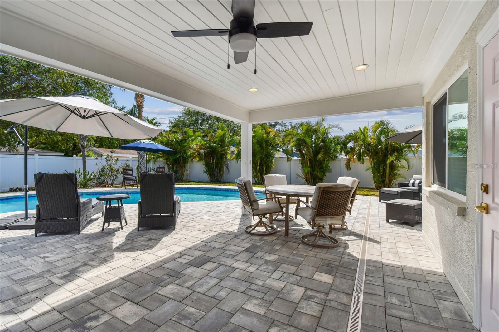 2744 68TH AVE S, ST PETERSBURG, FL, 33712