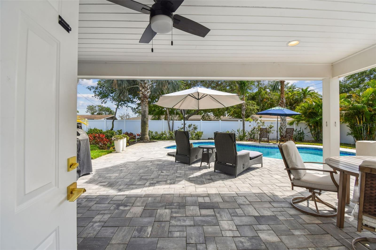 2744 68TH AVE S, ST PETERSBURG, FL, 33712