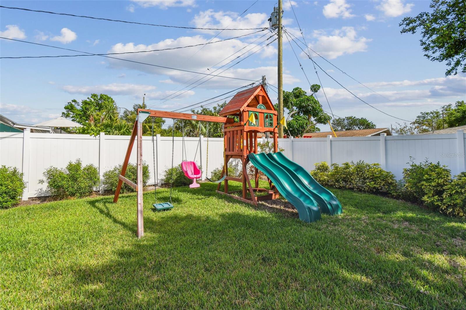 2744 68TH AVE S, ST PETERSBURG, FL, 33712