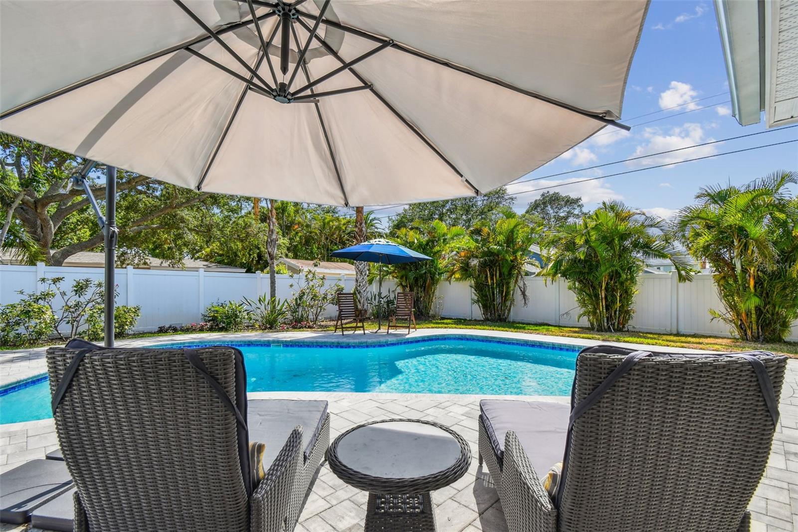 2744 68TH AVE S, ST PETERSBURG, FL, 33712