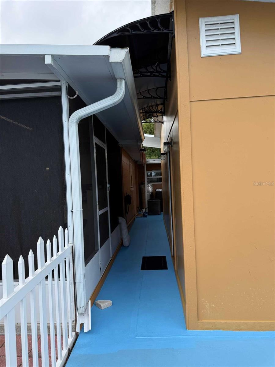 7409 N TAMPANIA AVE, TAMPA, FL, 33614