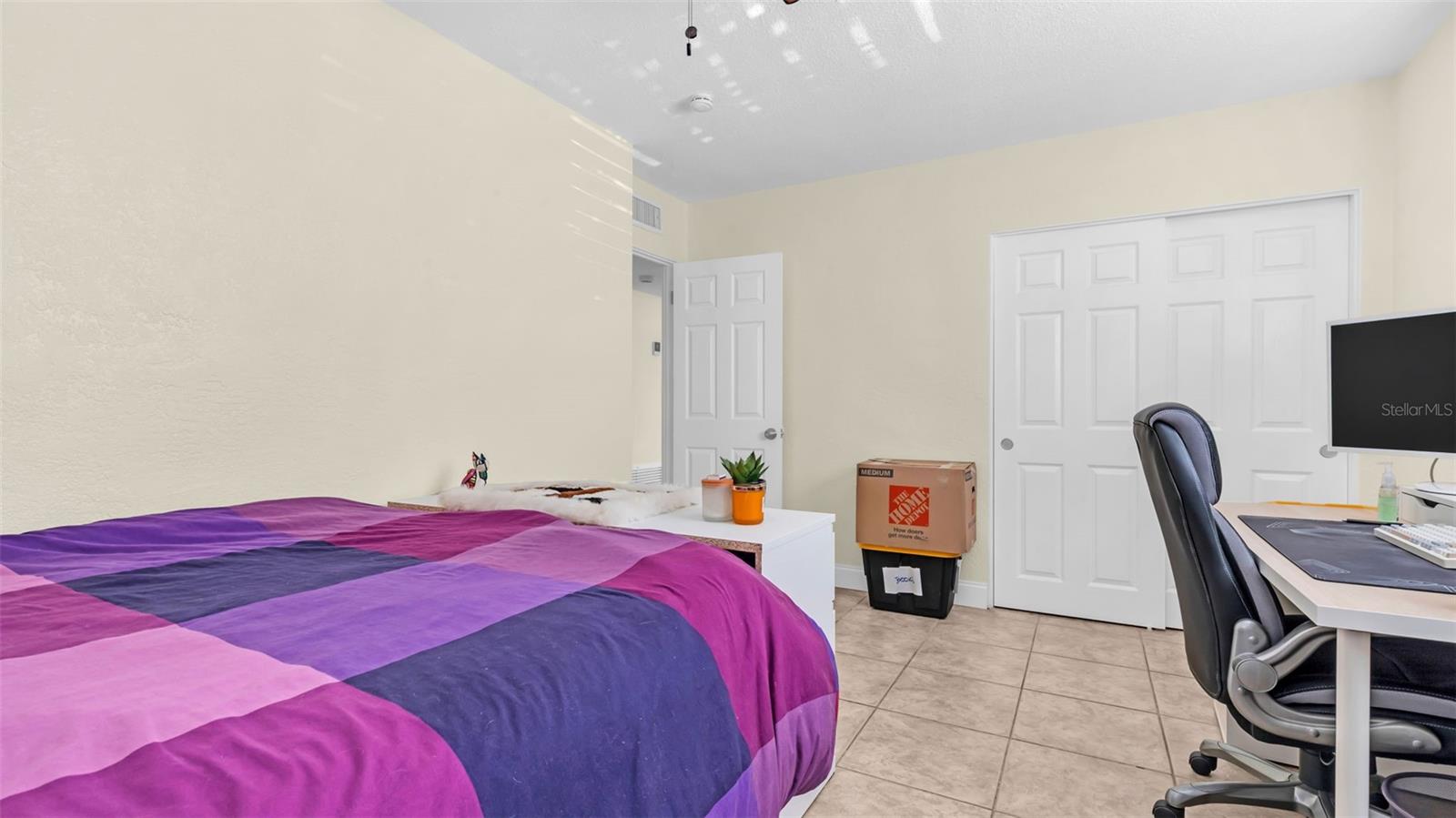 TB8445281 Property Photo