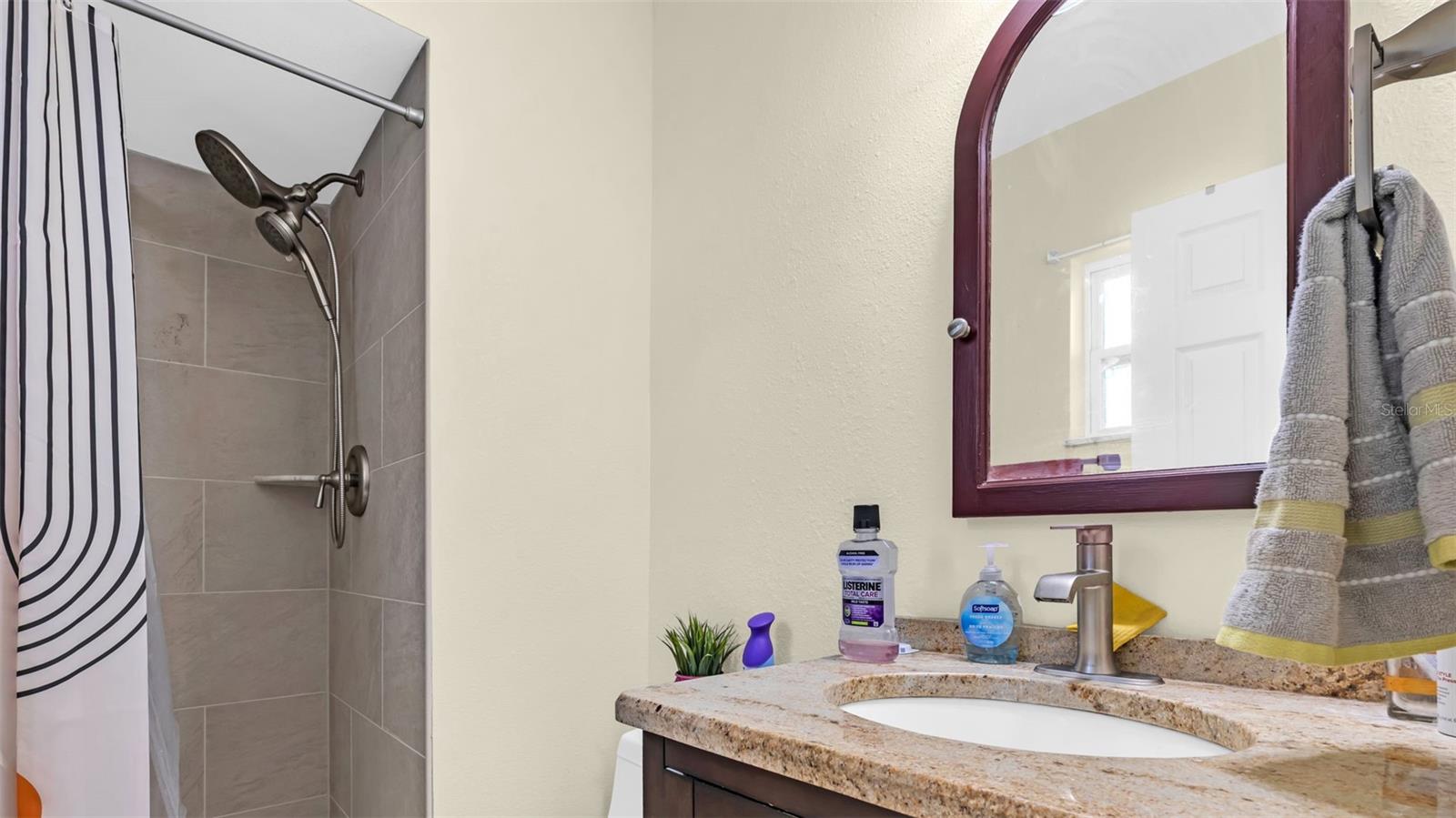 TB8445281 Property Photo