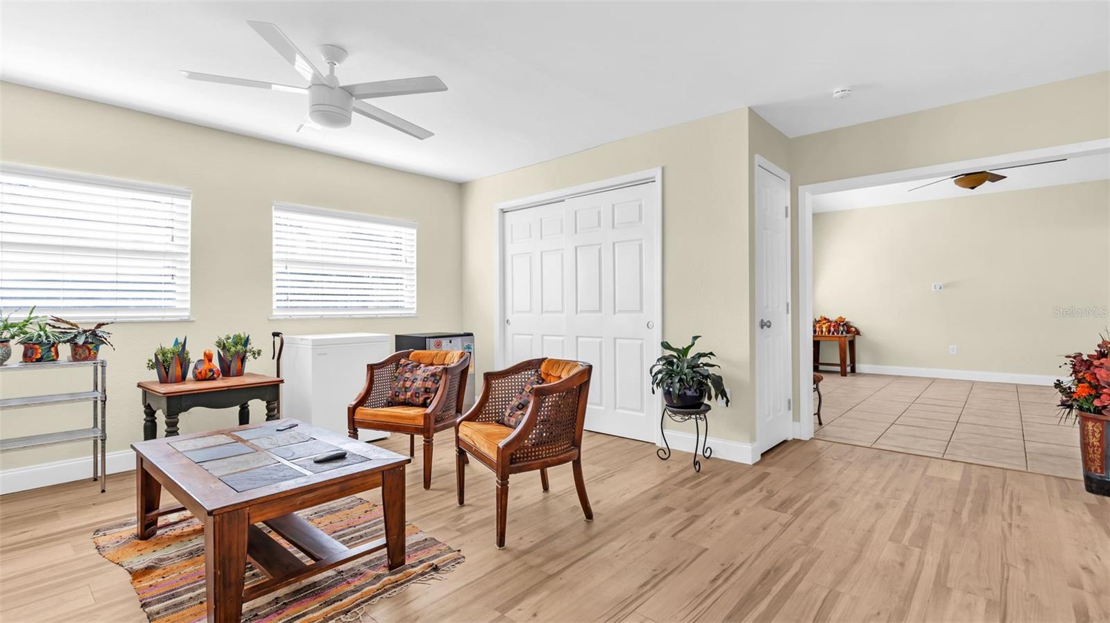 TB8445281 Property Photo