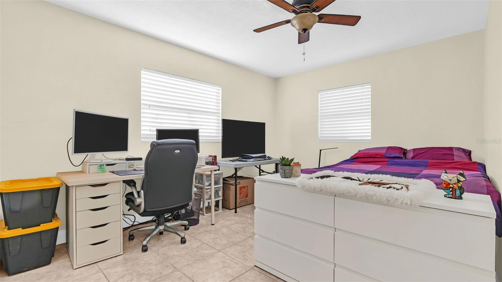 TB8445281 Property Photo