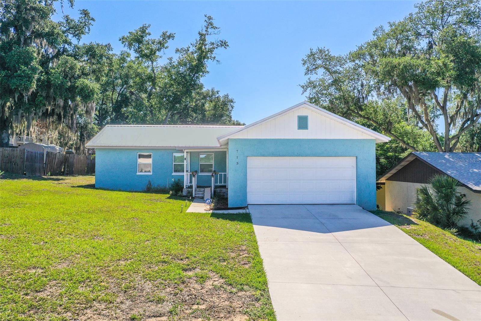 713 GREENLEAF LN, LAKE WALES, FL, 33853