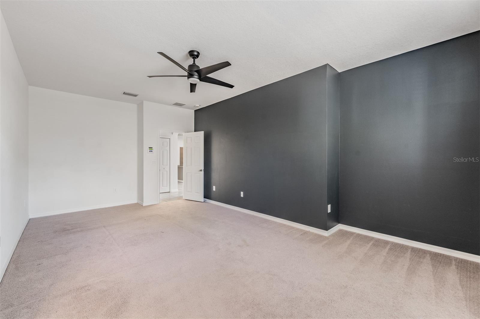 1570 FOX GRAPE LOOP, LUTZ, FL, 33558