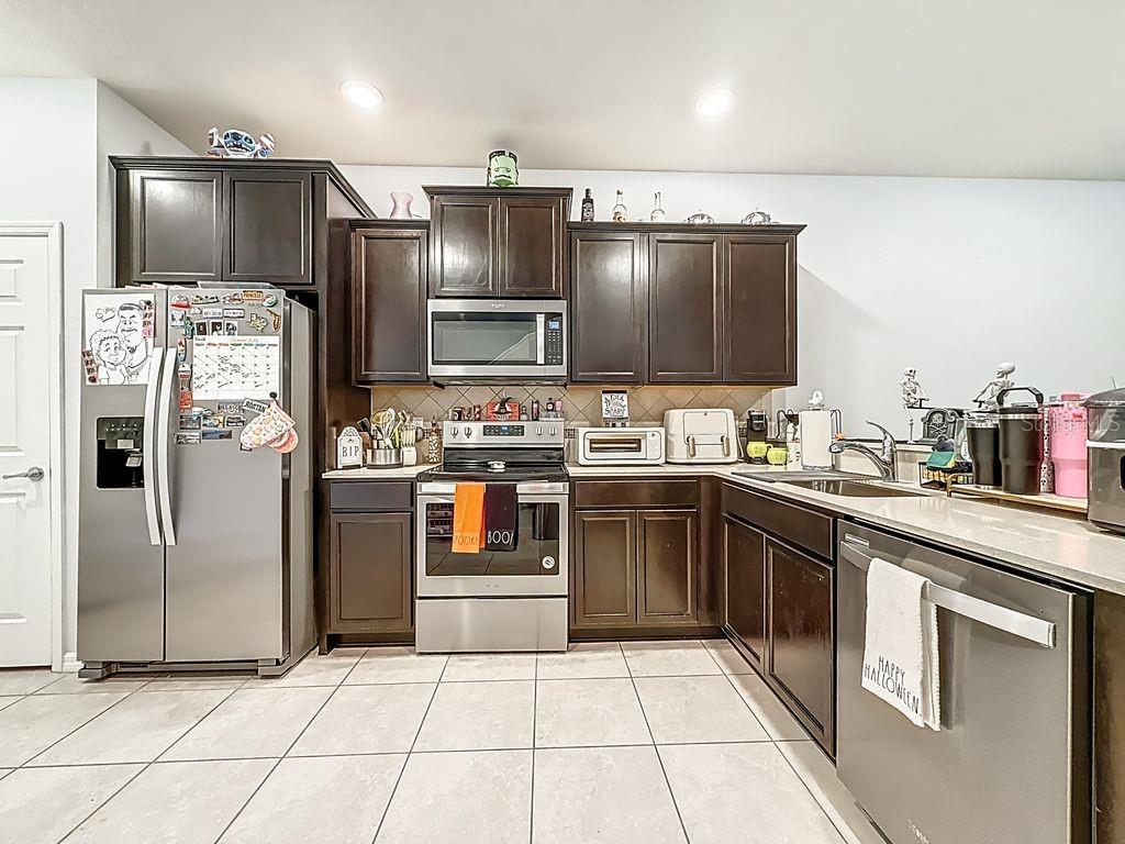 5192 SYLVESTER LOOP, TAMPA, FL, 33610