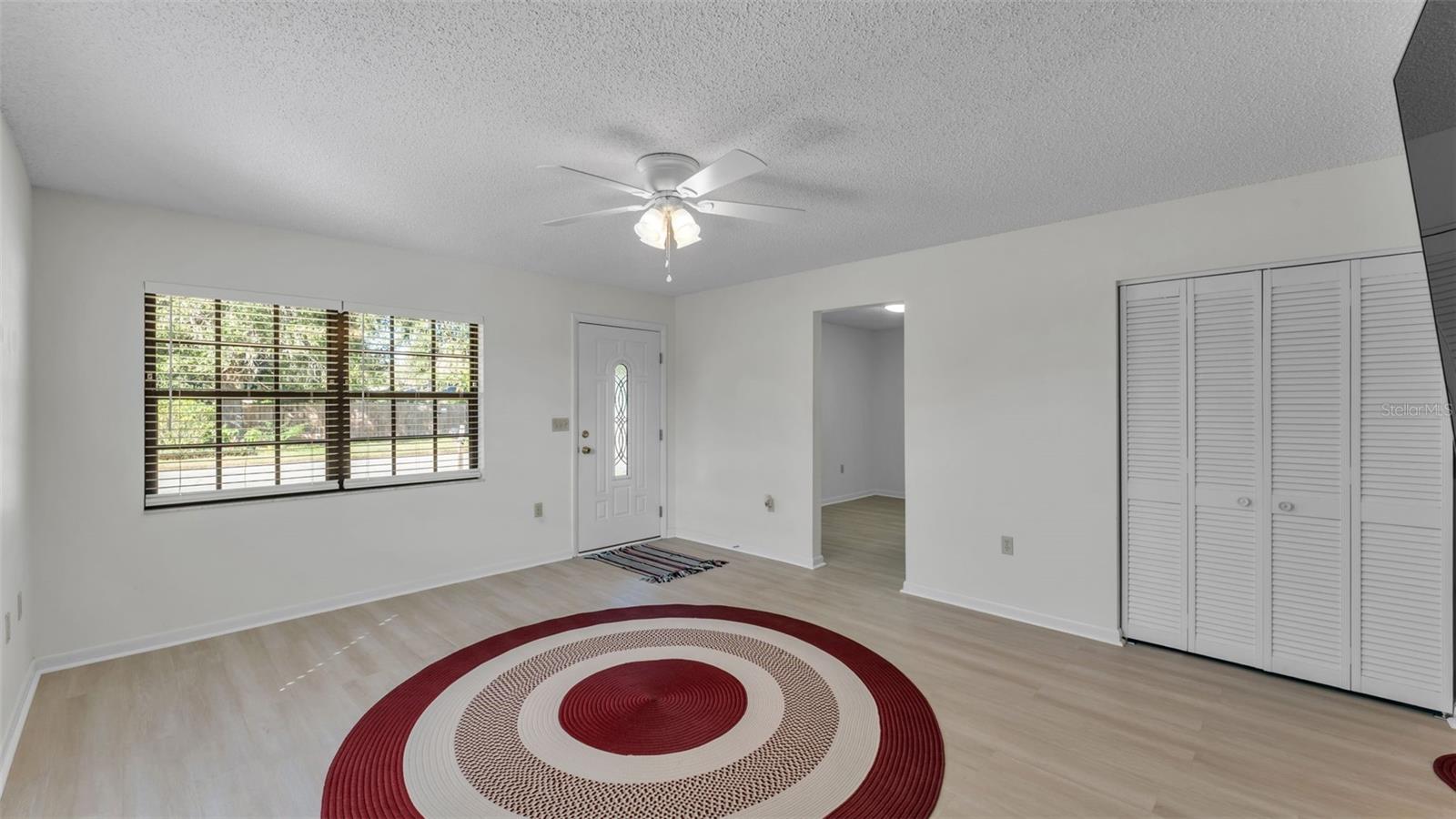 16 N HENDRY AVE, FORT MEADE, FL, 33841