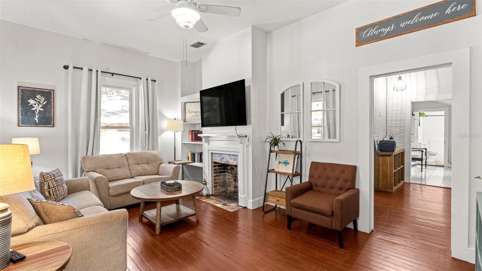 101 NE 9TH ST, GAINESVILLE, FL, 32601