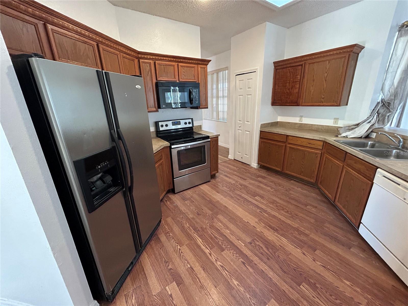 425 BRIDGEWATER CT, KISSIMMEE, FL, 34758