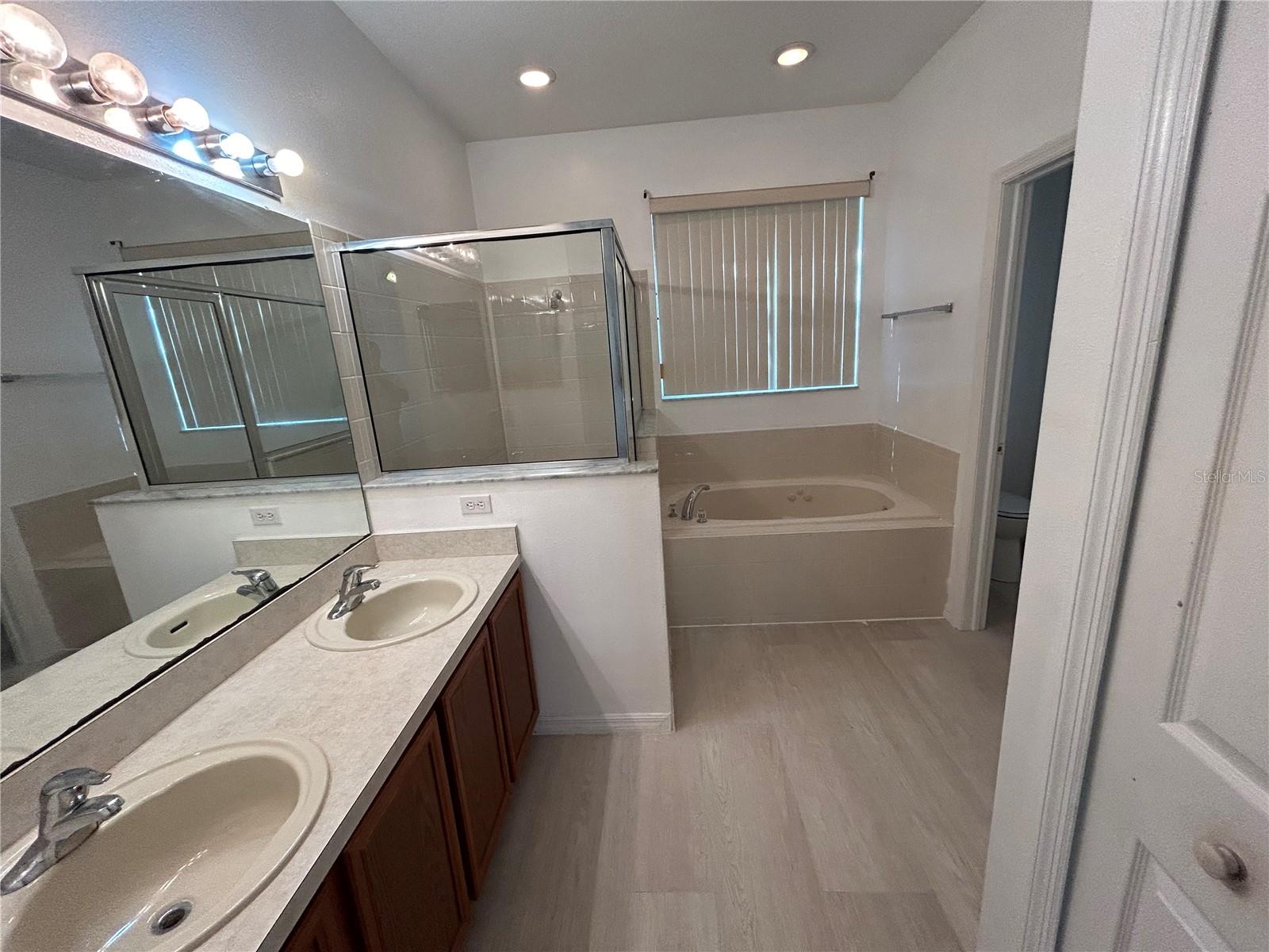 425 BRIDGEWATER CT, KISSIMMEE, FL, 34758