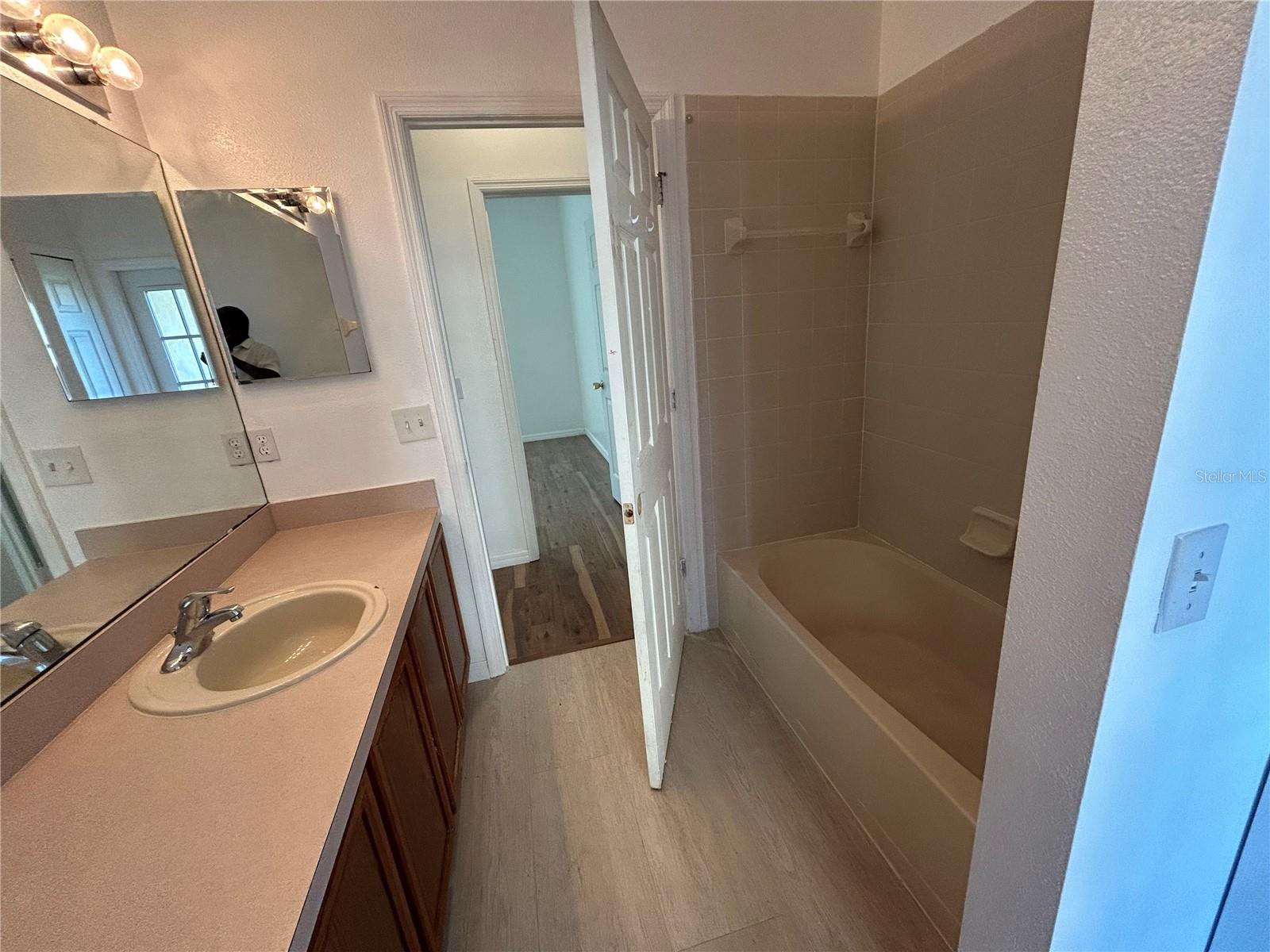 425 BRIDGEWATER CT, KISSIMMEE, FL, 34758