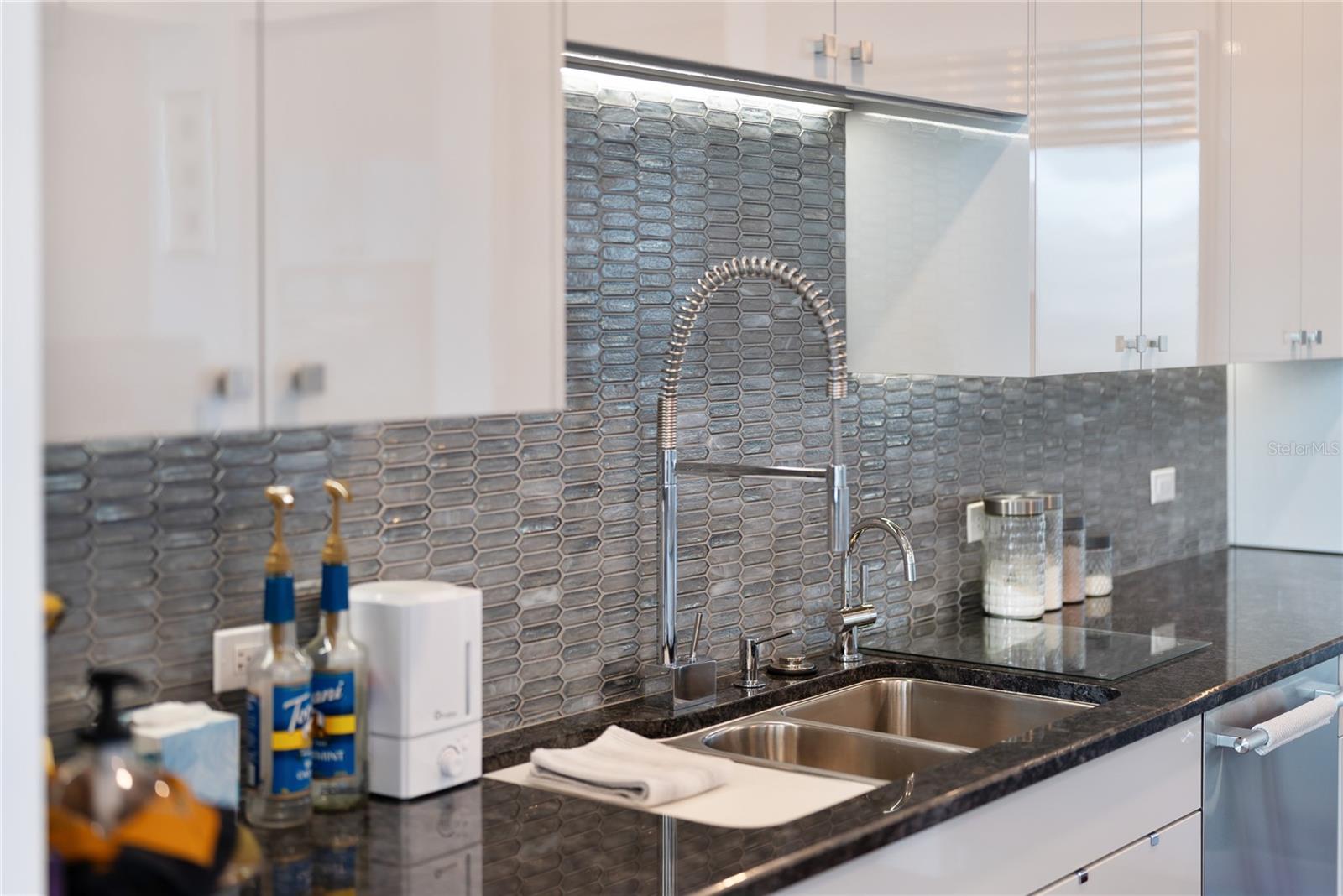 A4671130 Property Photo