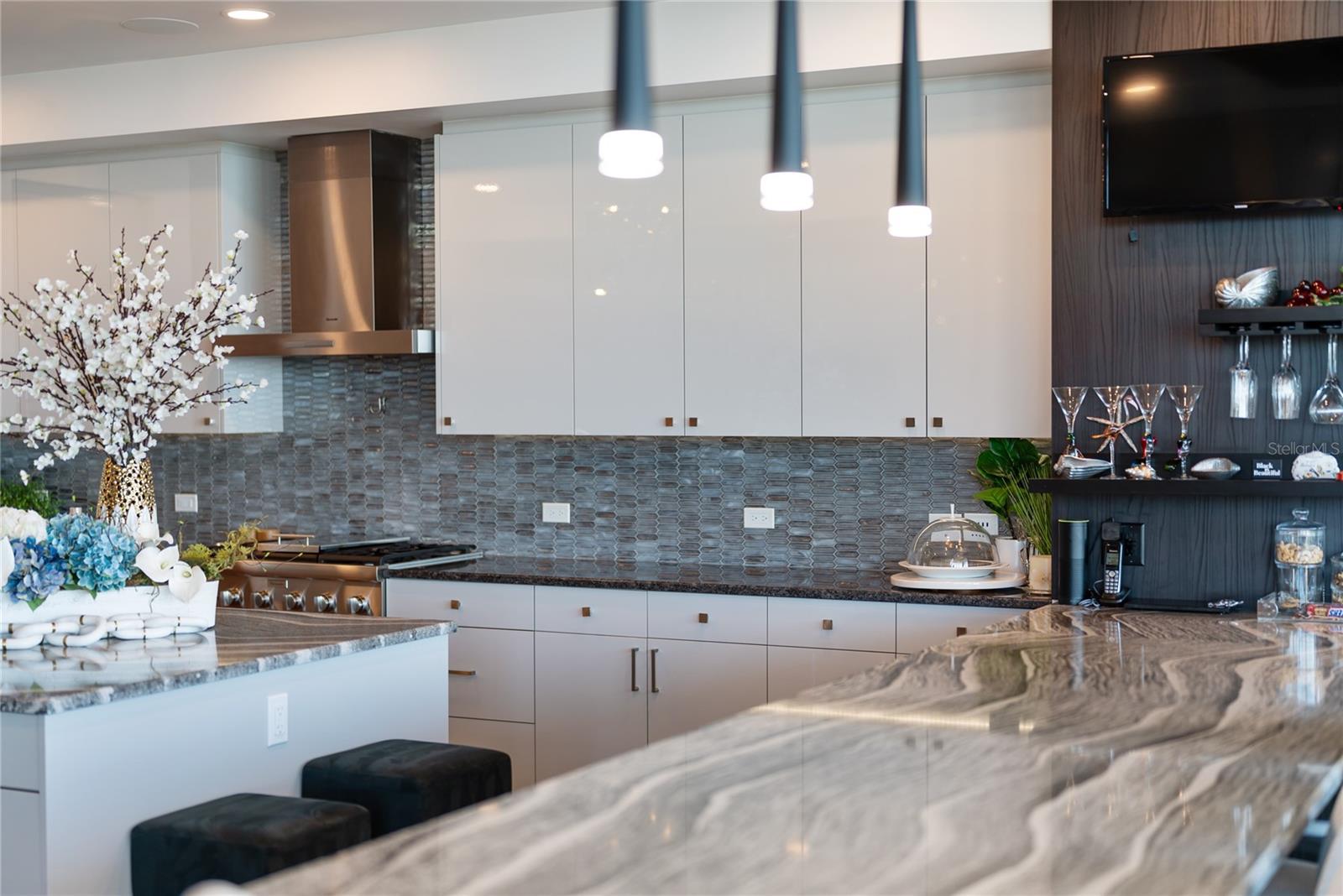 A4671130 Property Photo