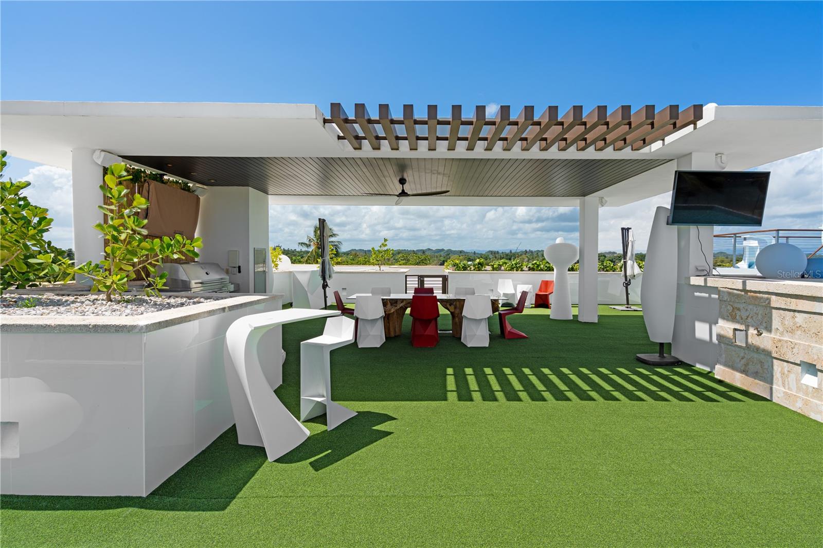 PR9117178 Property Photo