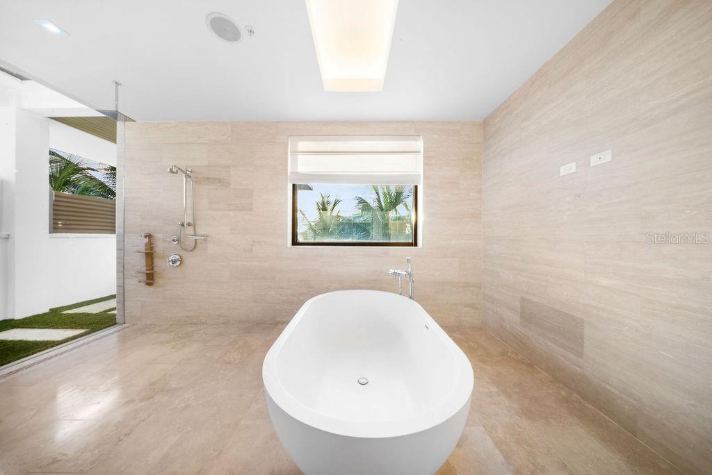 PR9117178 Property Photo