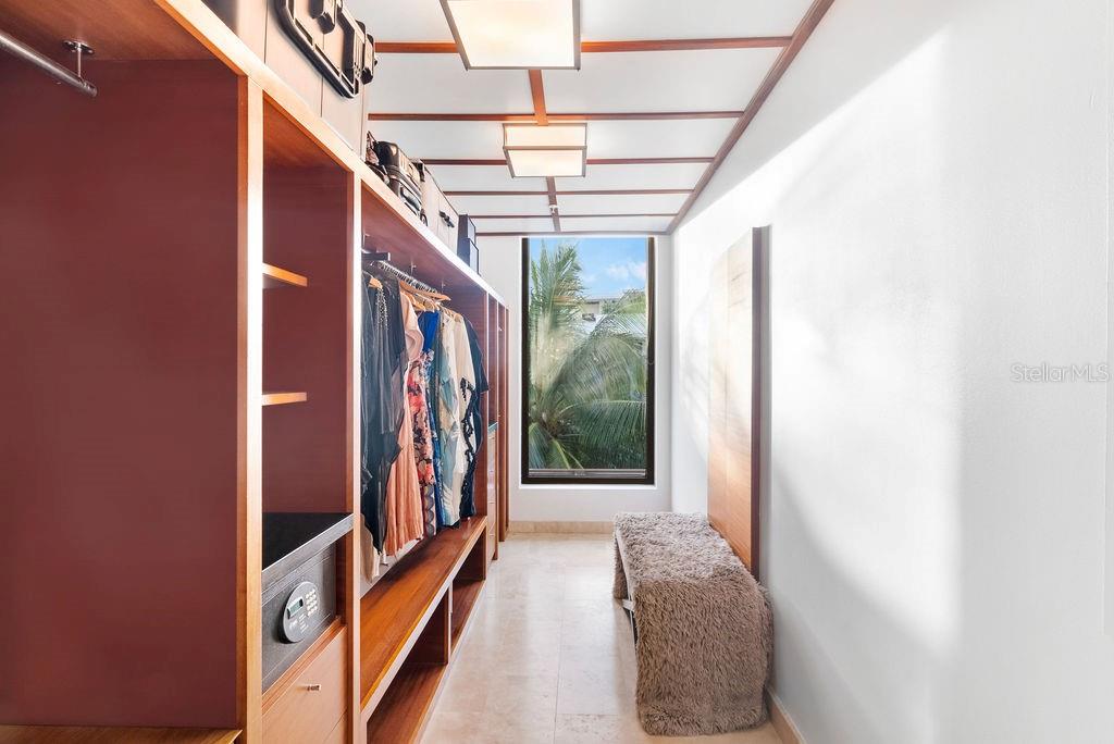 PR9117178 Property Photo