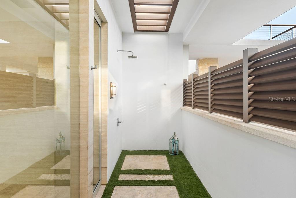 PR9117178 Property Photo