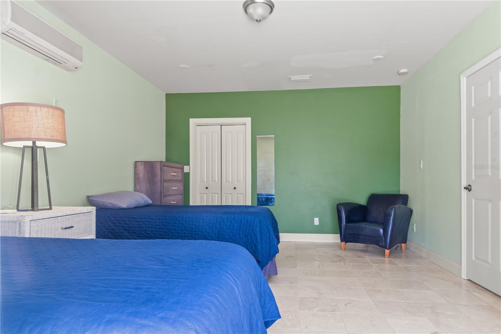 6515 DIMARCO RD, TAMPA, FL, 33634